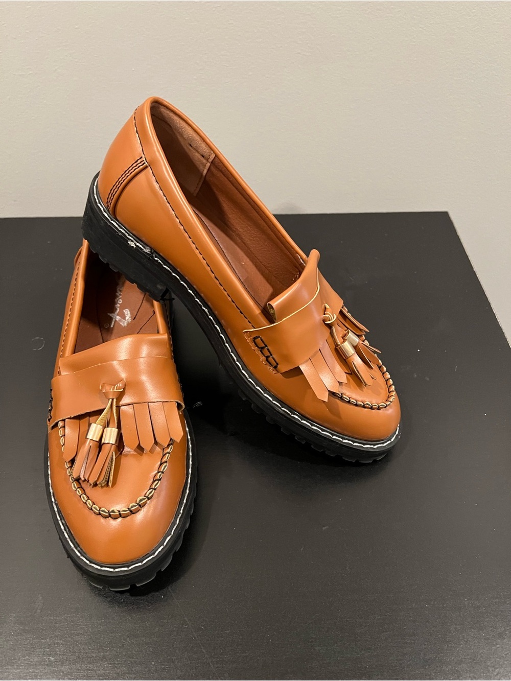 Cognac Leather Tassel Loafer for Women